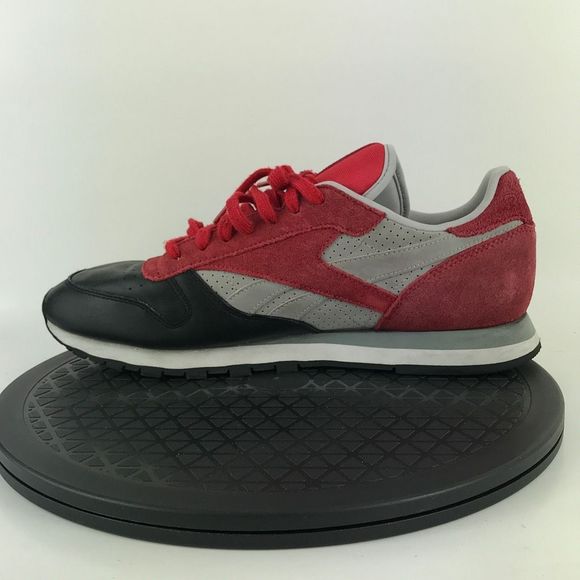 Reebok Classic Leather R12 'Stash' Black/Red Suede Shoes V54169 Men's Size 10 - Picture 9 of 12